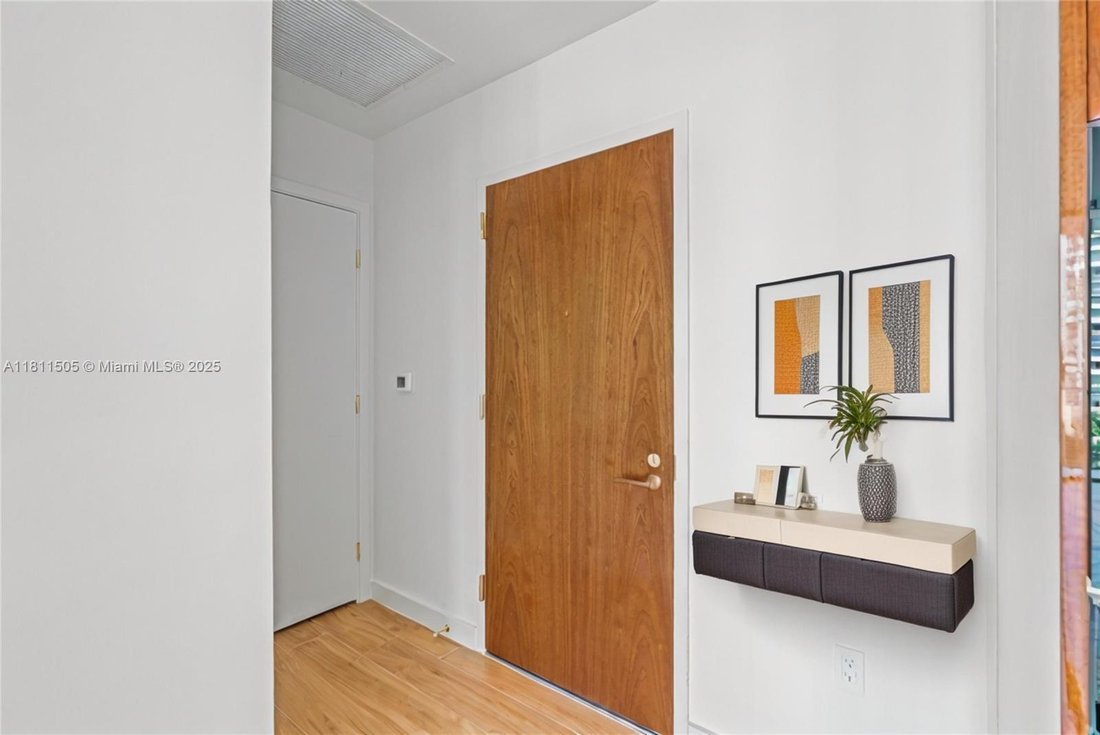Condo in Miami, Florida, United States 4 - 16499474