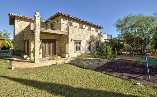House in Souni-Zanakia, Limassol, Cyprus 1