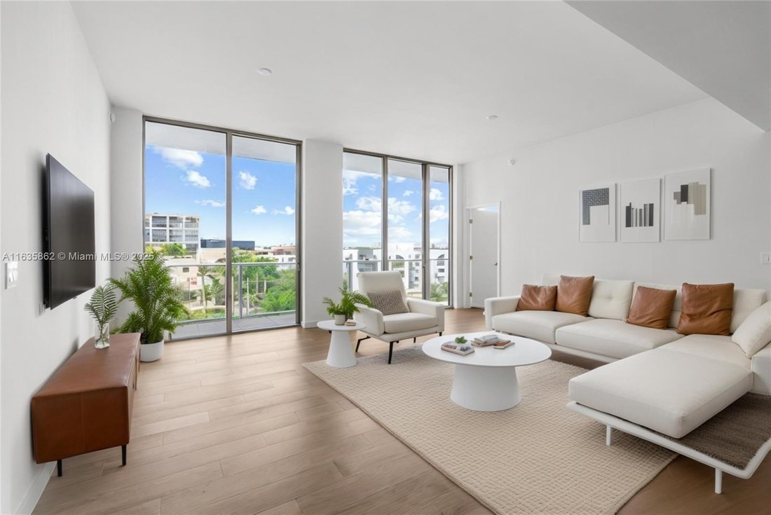 Condo in Miami, Florida, United States 1 - 16499374