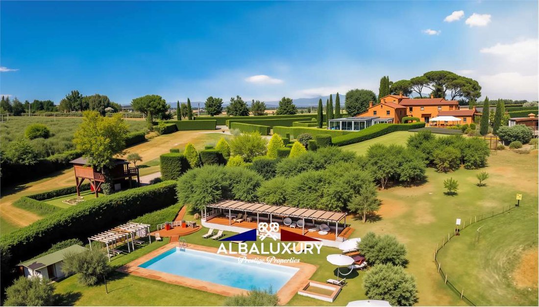 Villa in Castiglione del Lago, Umbria, Italy 2 - 15347579