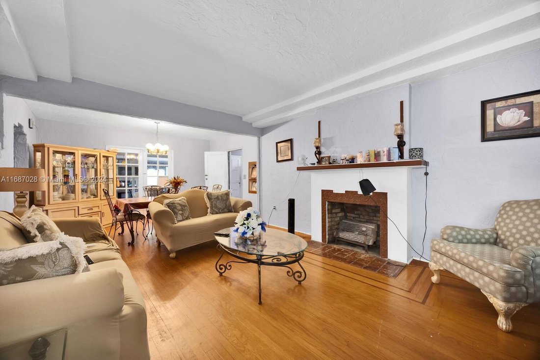 House in Miami, Florida, United States 5 - 16498771