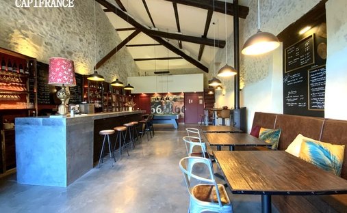 Castle for Sale in Forcalquier, Provence-Alpes-Côte d'Azur, France