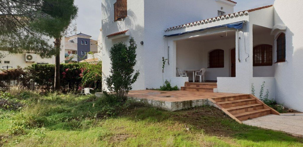 Villa in La Zenia, Orihuela, Valencian Community 2 - 16502484