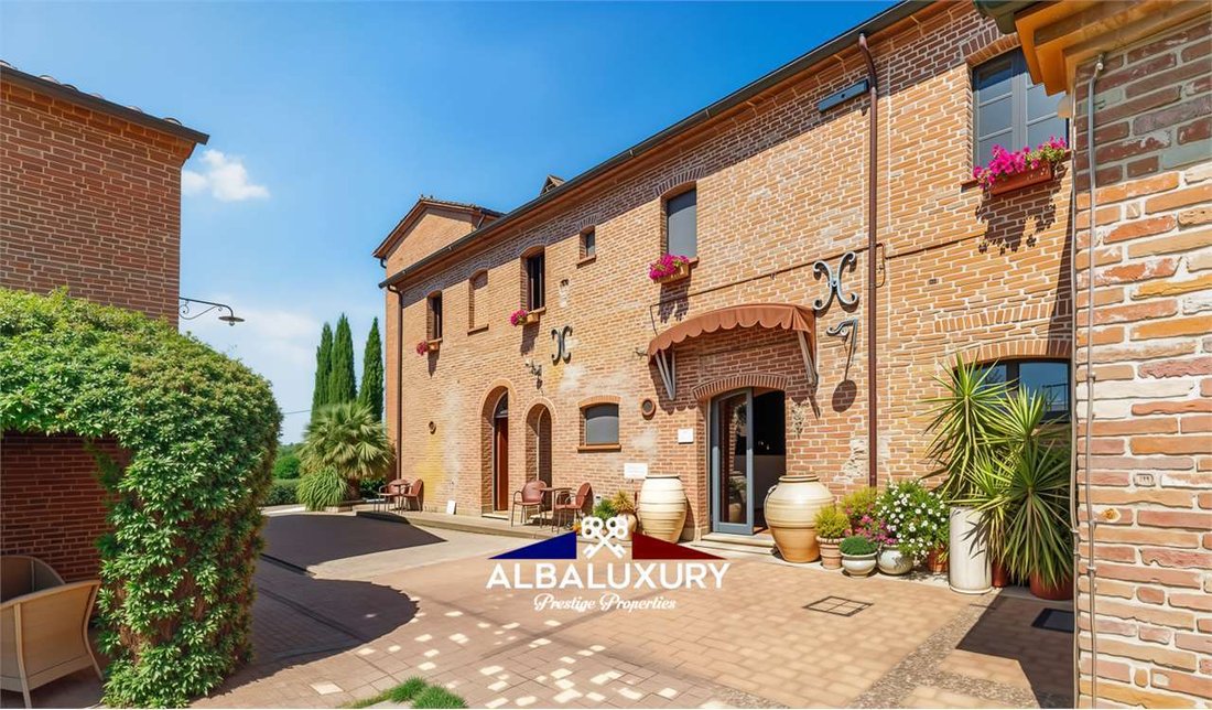Villa in Castiglione del Lago, Umbria, Italy 1 - 15347579