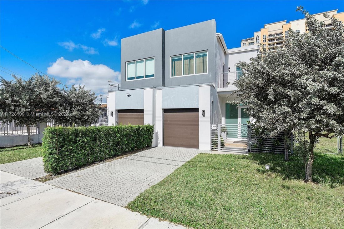 Townhouse in Miami, Florida, United States 2 - 16499917