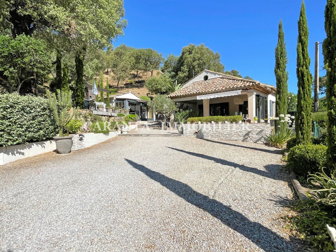 Villa in Nartelle-Noyer-Bellevue-bd des Sardinaux, Sainte-Maxime, France 1 - 16334724