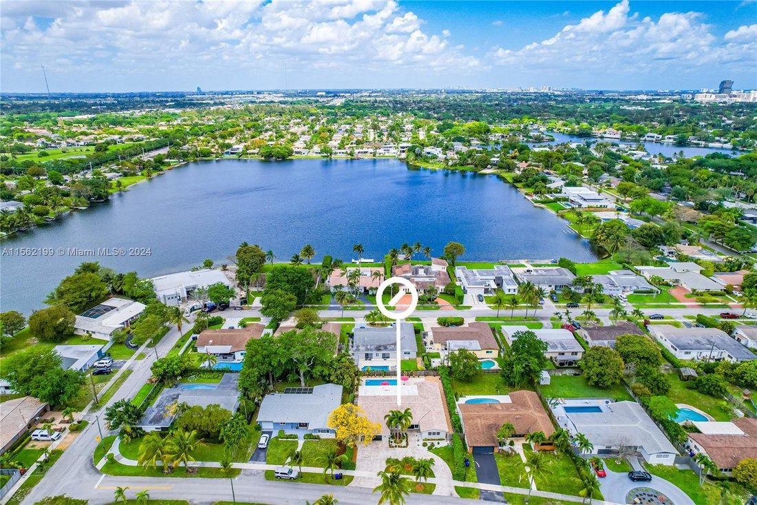 House in North Miami Beach, Florida, United States 1 - 16498679