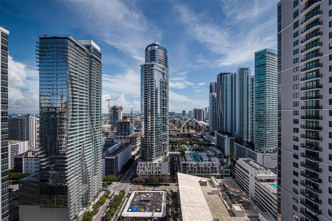 Condo in Miami, Florida, United States 1 - 16499688