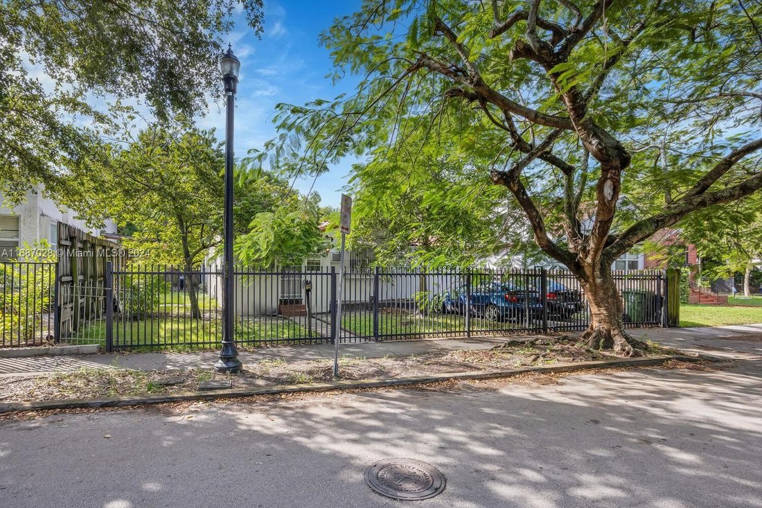 House in Miami, Florida, United States 3 - 16498771