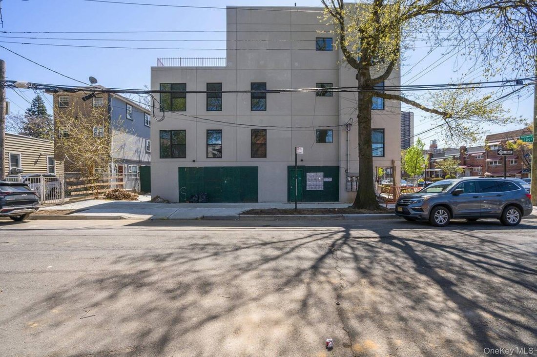 House in New York, New York, United States 4 - 16498814