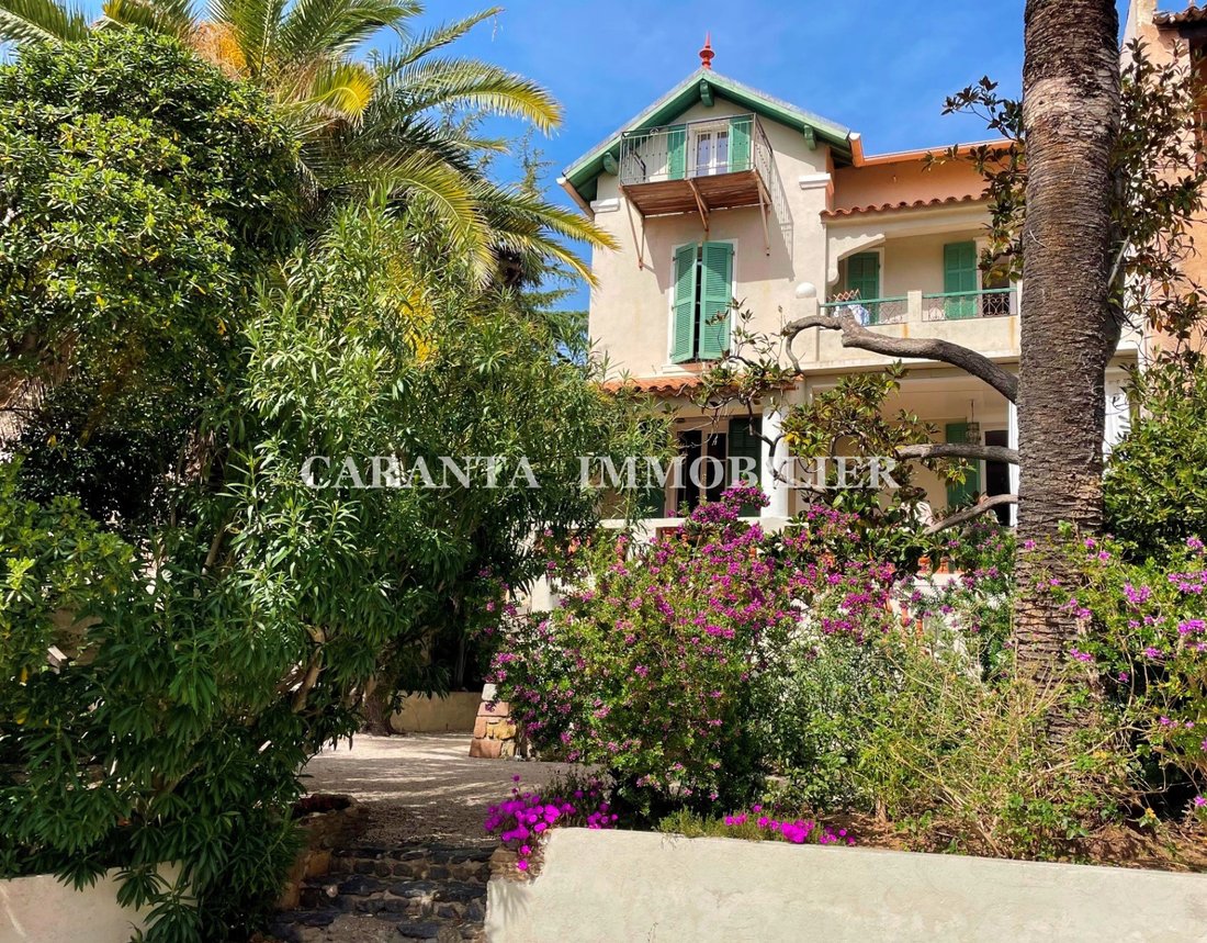 Villa in Nartelle-Noyer-Bellevue-bd des Sardinaux, Sainte-Maxime, France 1 - 16334509