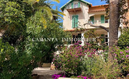 Villa a Nartelle-Noyer-Bellevue-bd dei Sardinaux, Sainte-Maxime, Francia 1