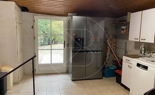 Castle for Sale in Montcaret, Nouvelle-Aquitaine, France