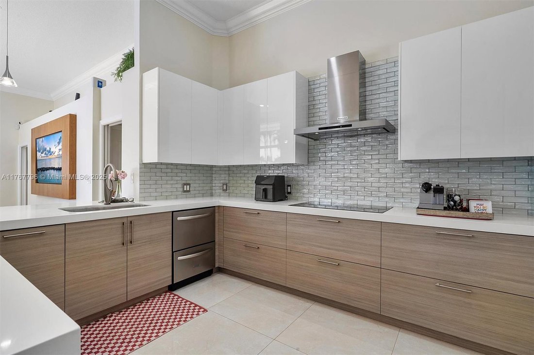 House in Weston, Florida, United States 5 - 16499625