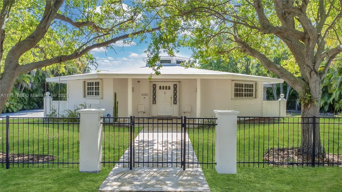 House in Coral Gables, Florida, United States 1 - 16499659