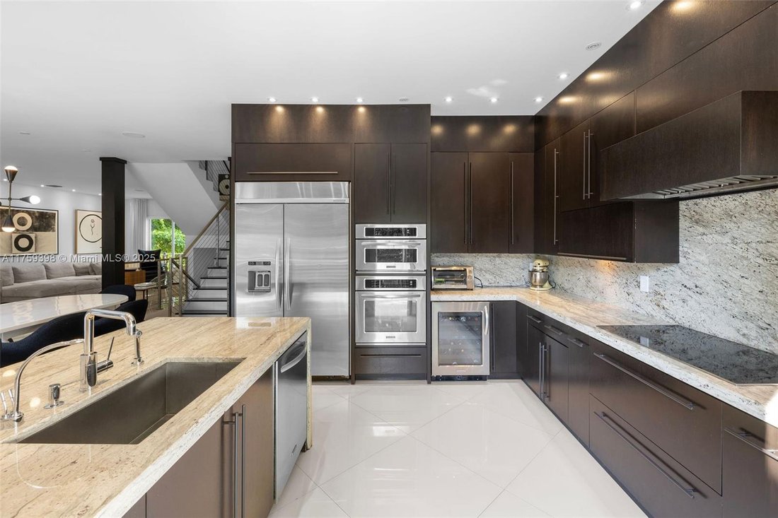 House in Miami, Florida, United States 5 - 16499938