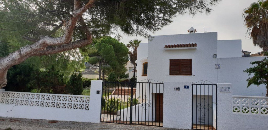 Villa in La Zenia, Orihuela, Valencian Community 1 - 16502484