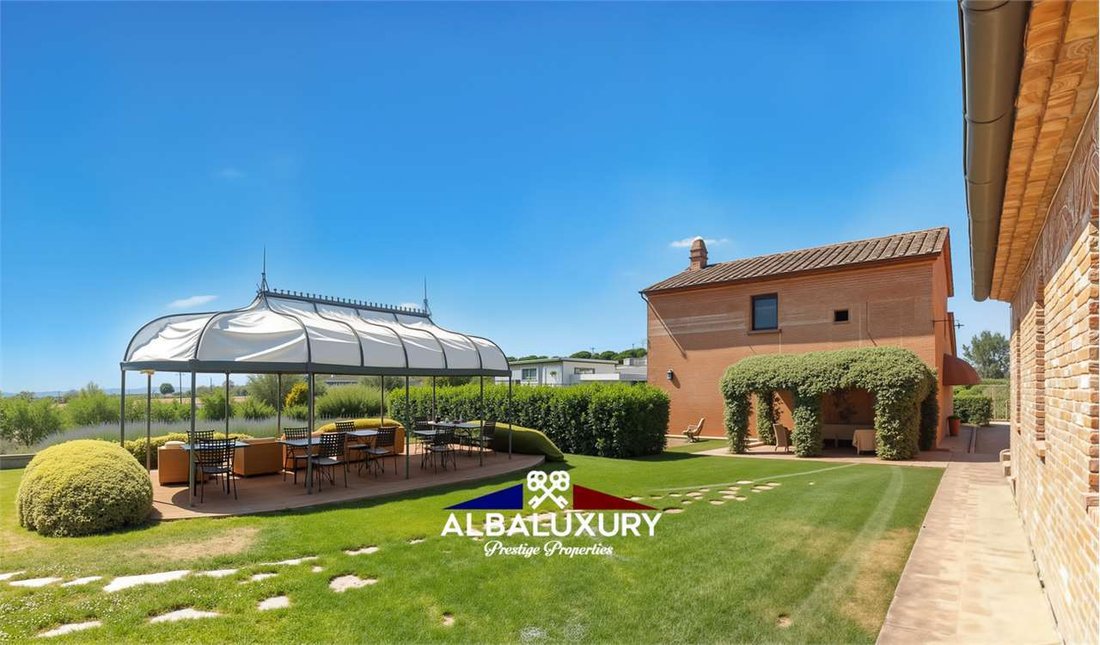 Villa in Castiglione del Lago, Umbria, Italy 3 - 15347579