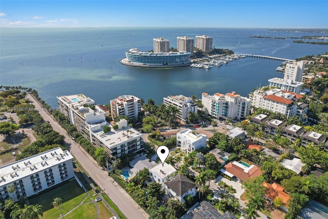 House in Miami, Florida, United States 3 - 16499938