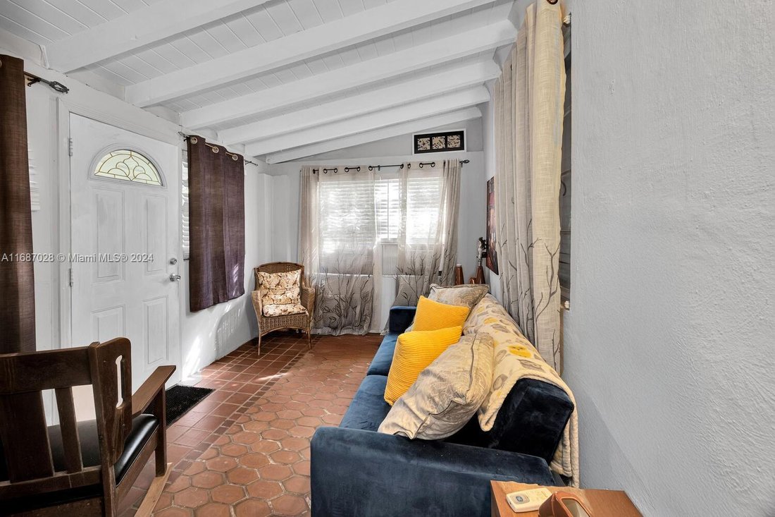 House in Miami, Florida, United States 4 - 16498771