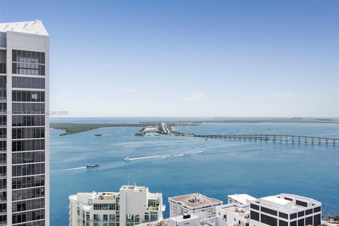 Condo in Miami, Florida, United States 4 - 16499732