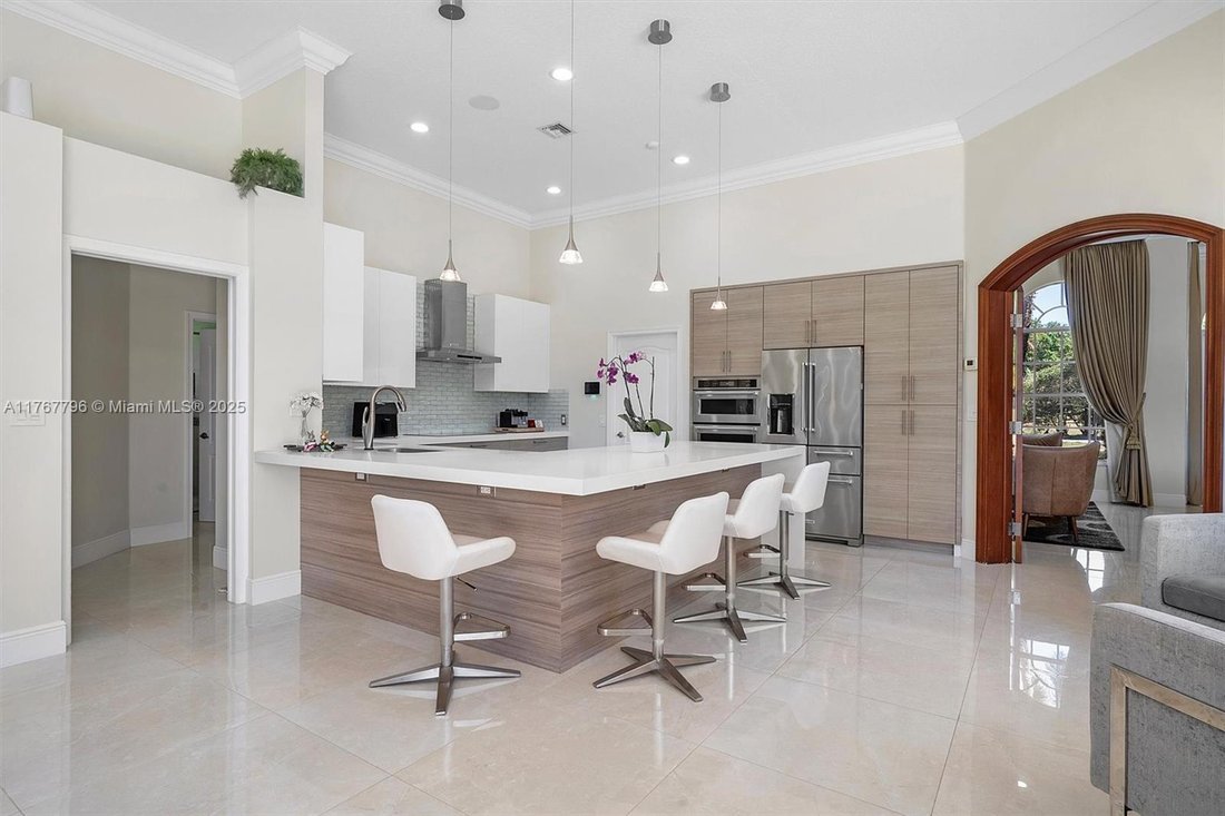 House in Weston, Florida, United States 4 - 16499625