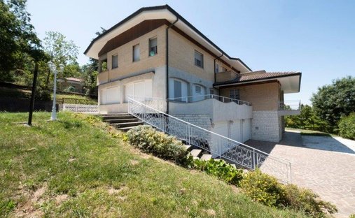 Castle for Sale in San Lazzaro, Emilia-Romagna, Italy