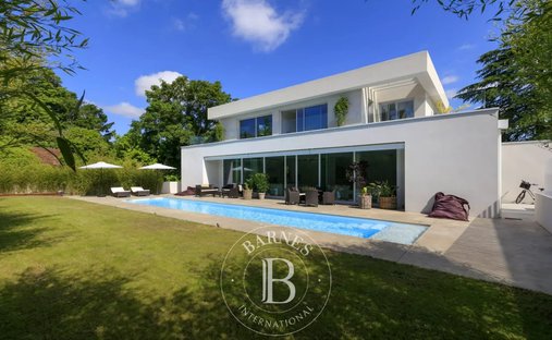 House in Orgeval, Ile-de-France, France 1