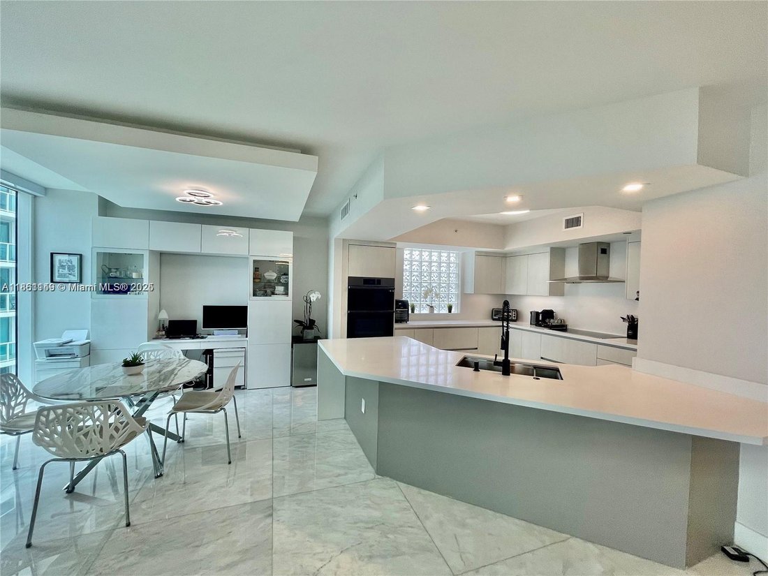 Condo in Golden Beach, Florida, United States 5 - 16500017