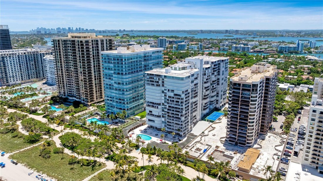 Condo in Bal Harbour, Florida, United States 1 - 16499784