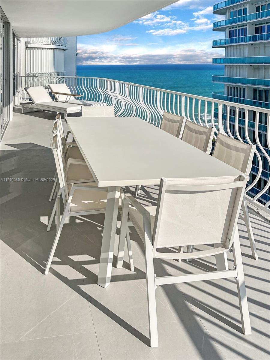Condo in Bal Harbour, Florida, United States 5 - 16498893