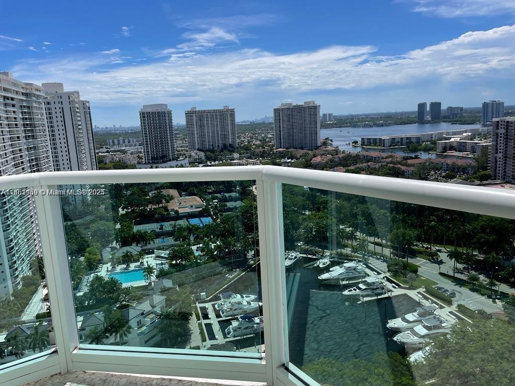 Condo in Golden Beach, Florida, United States 2 - 16500017