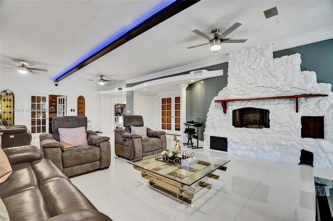 House in Davie, Florida, United States 3 - 16498942