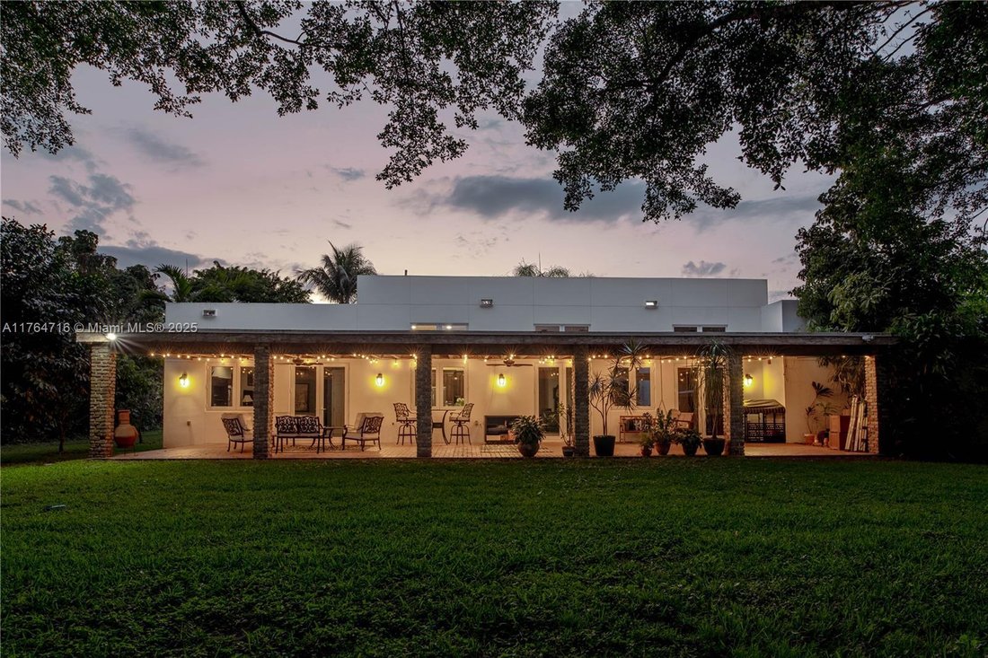 Farm Ranch in Miami, Florida, United States 1 - 16500200