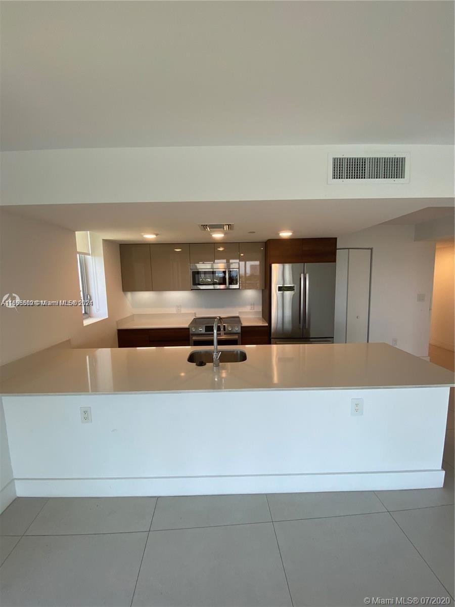 Condo in Bal Harbour, Florida, United States 1 - 16498712