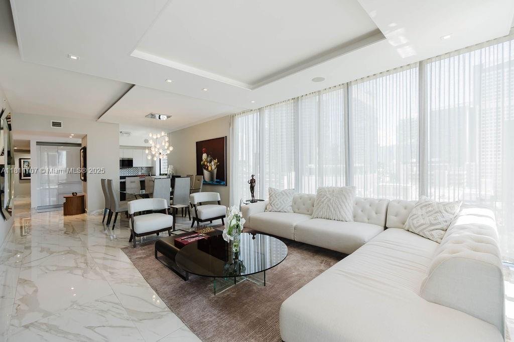 Condo in Miami, Florida, United States 1 - 16500354
