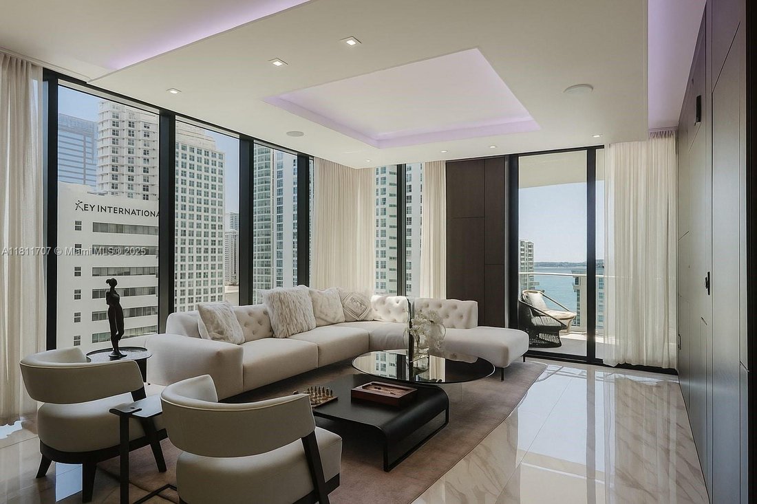 Condo in Miami, Florida, United States 2 - 16500354