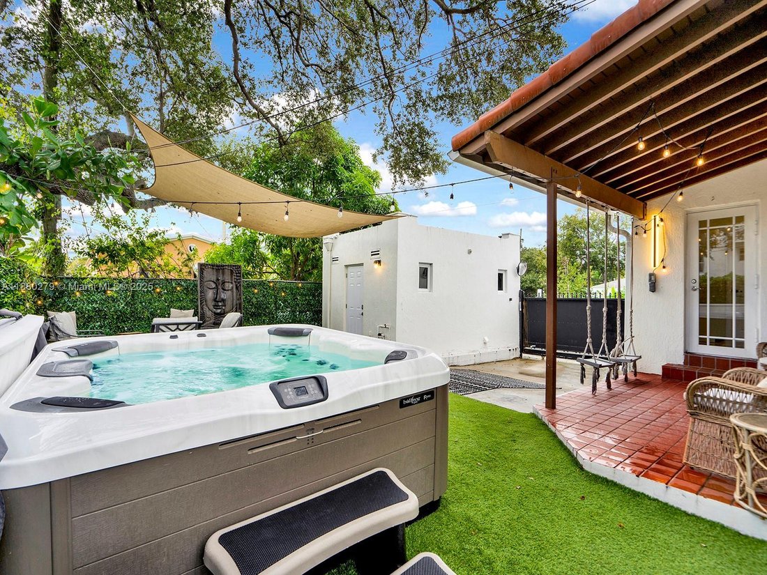 House in Miami, Florida, United States 2 - 16500365