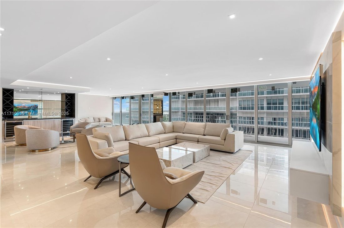 Condo in Bal Harbour, Florida, United States 1 - 16498893