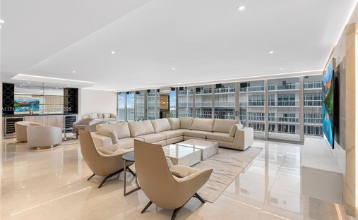 Condo in Bal Harbour, Florida, United States 1
