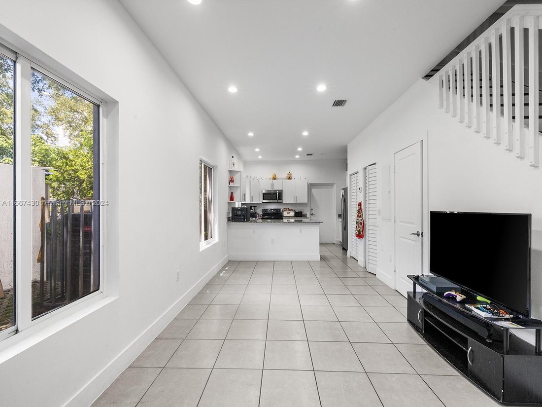 House in Miami, Florida, United States 5 - 16500329