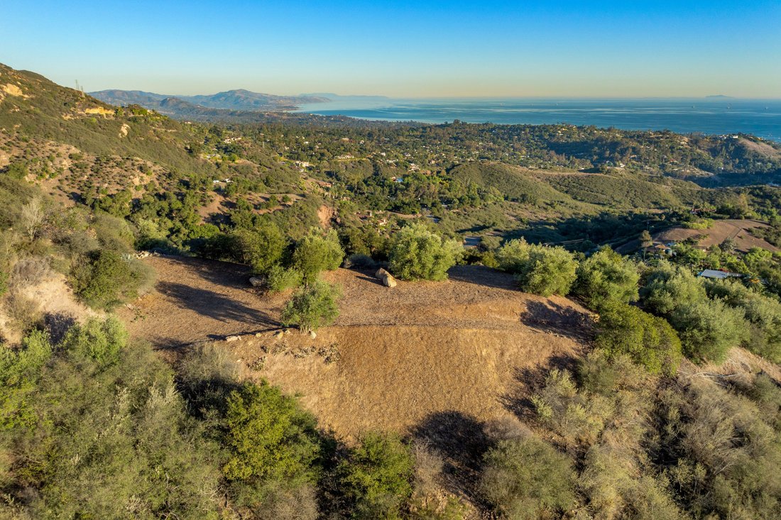 Land in Santa Barbara, California, United States 2 - 14380347