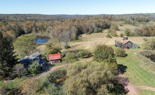 Farm Ranch in Kenoza Lake, New York, United States 1