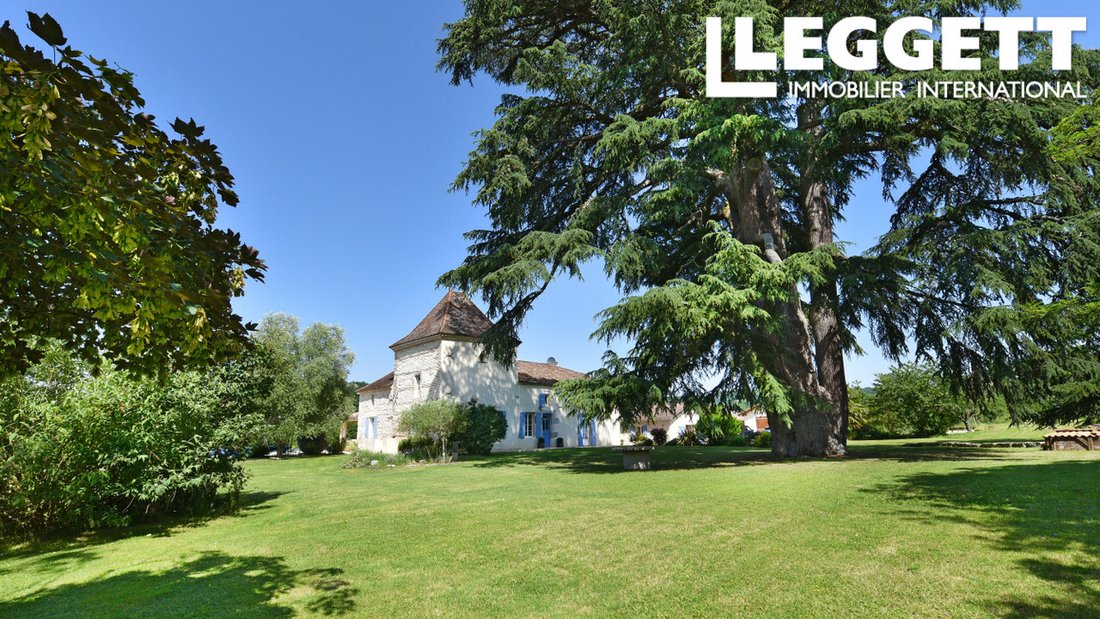 Schloss in Castelmoron-sur-Lot, Neu-Aquitanien, Frankreich 3 - 16502303