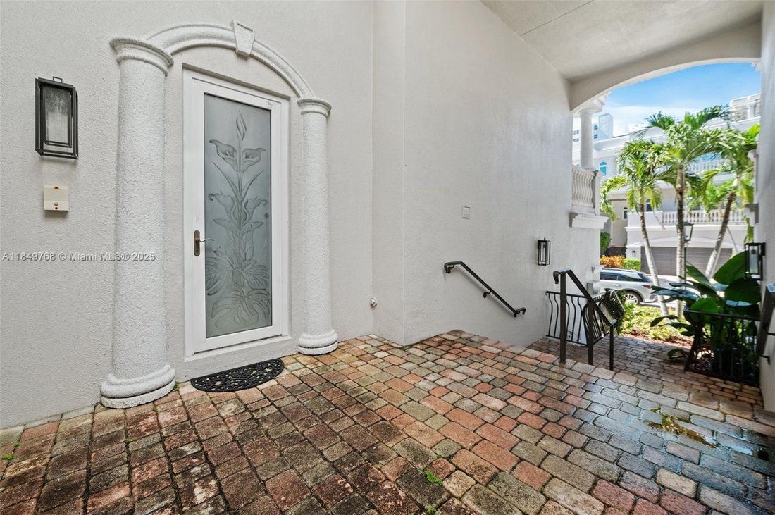 Townhouse in Hillsboro Beach, Florida, United States 5 - 16500296
