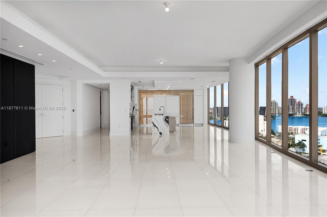 Condo in Golden Beach, Florida, United States 5 - 16499963