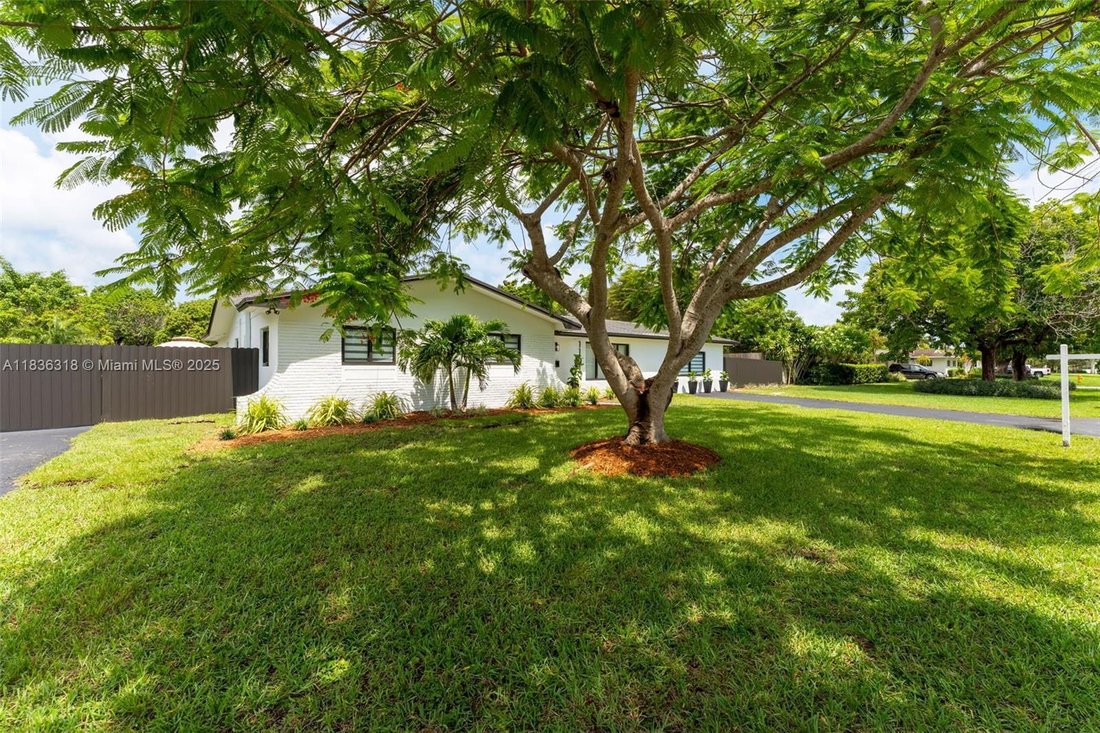 House in Miami, Florida, United States 5 - 16500287