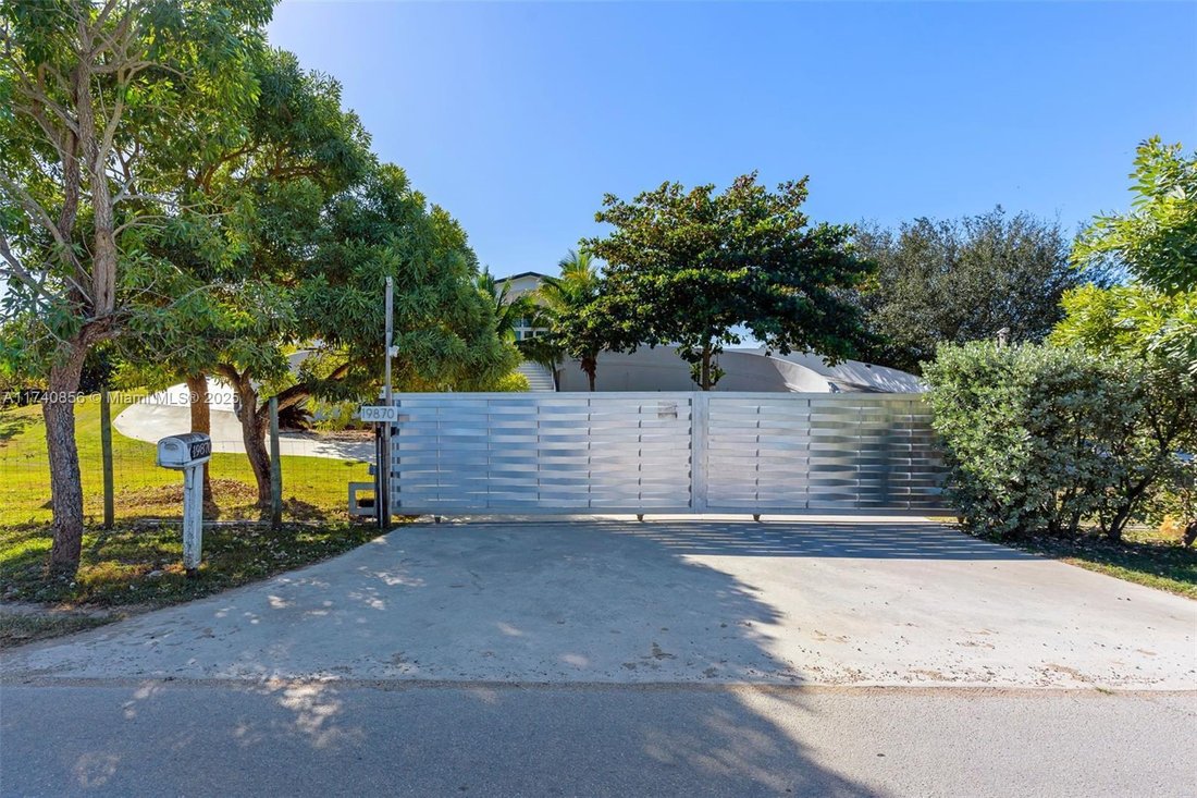 House in Miami, Florida, United States 4 - 16499271