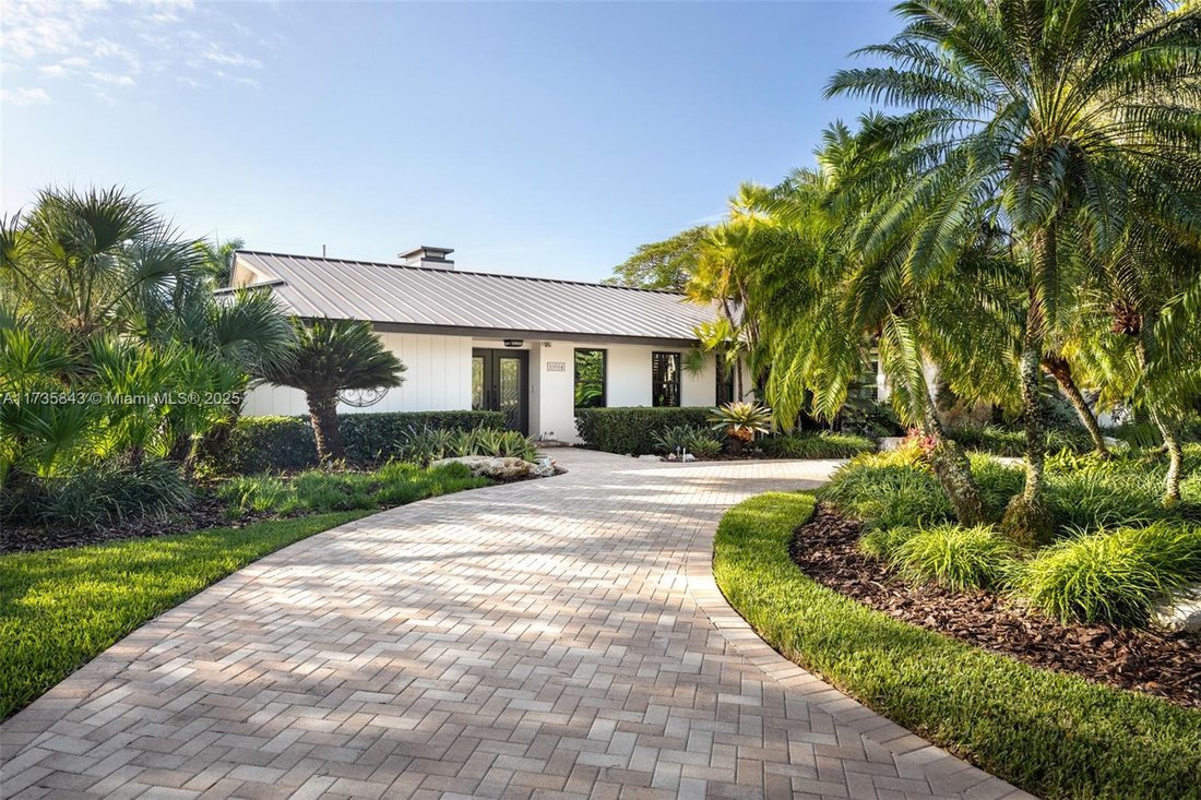 Farm Ranch in Miami, Florida, United States 2 - 16499747