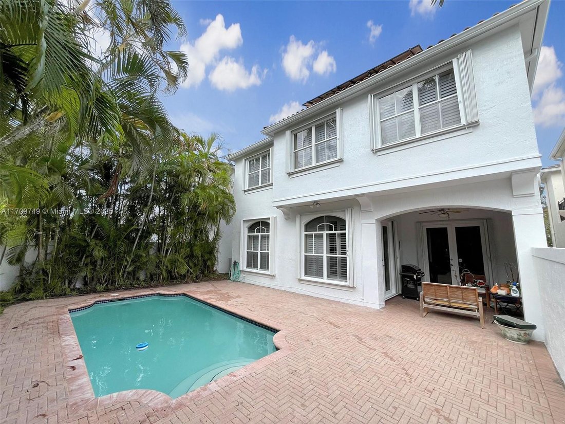 Farm Ranch in Aventura, Florida, United States 5 - 16499045